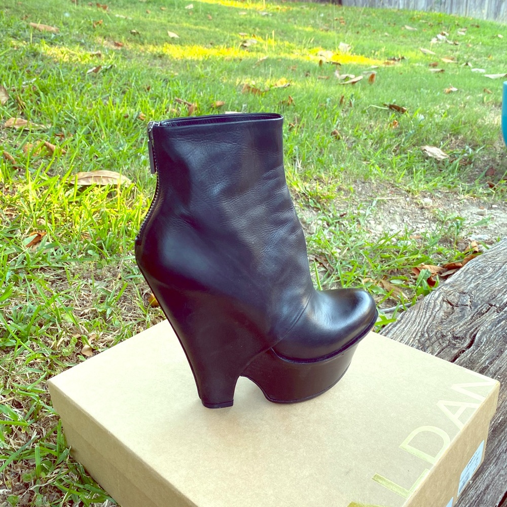 Baldan Ankle Wedge Booties